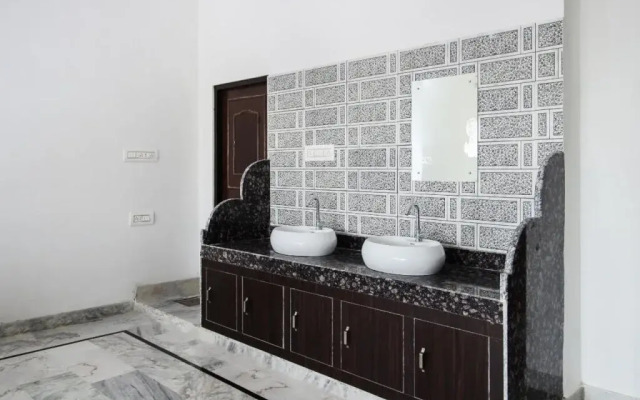 Ranthambhore Badal Mahal by OYO Rooms