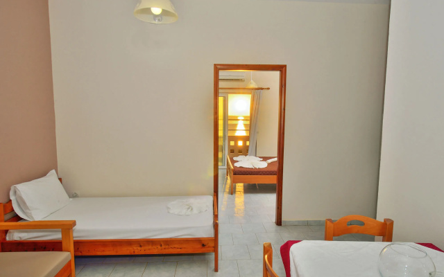 Falasarna beach Studios  & Apartments
