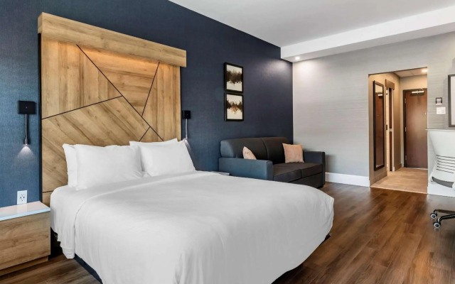 Quality Hotel & Conference Centre