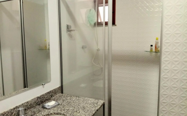 Apto confortável de 3 quartos-Cabo Frio