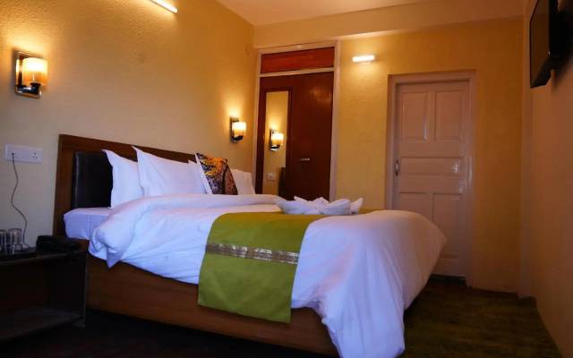 Jakhu Vibes | Valley-View Rooms