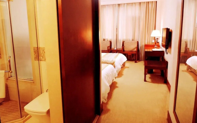 Guiyuan Dajue Hotel