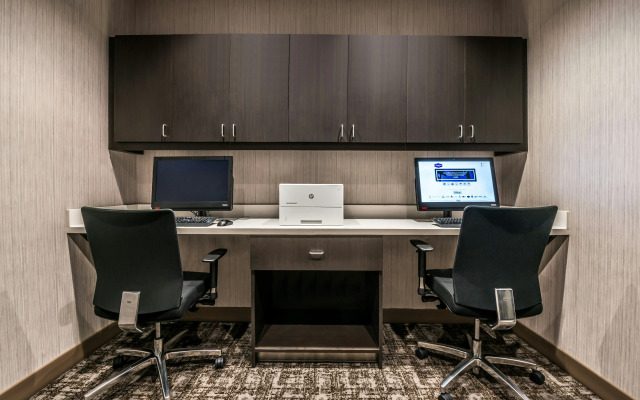 Hampton Inn & Suites Wixom