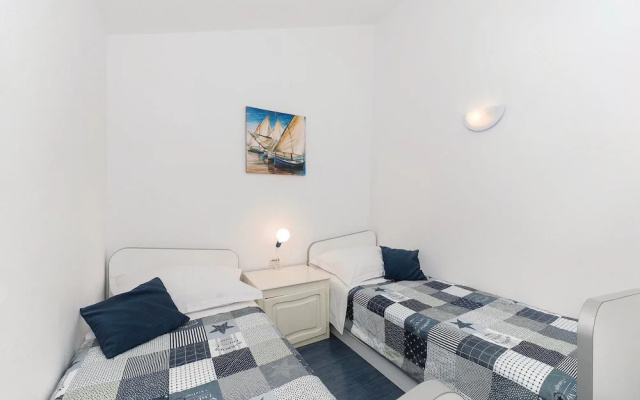 Awesome Home in Jadrija With Wifi and 4 Bedrooms