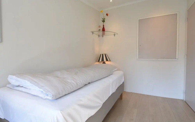 Cozy Holiday Home in Flushing near Sea