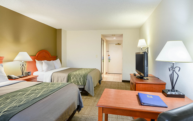 Fairfield Inn & Suites by Marriott Alexandria Landmark