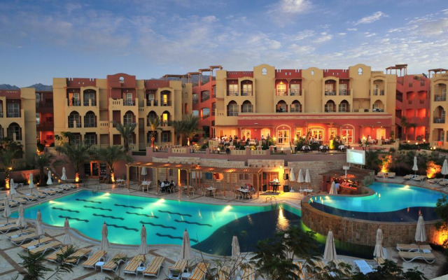Marina Plaza Hotel Tala Bay вид на фасад