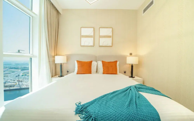 Impressive 2BR Apt with Premium