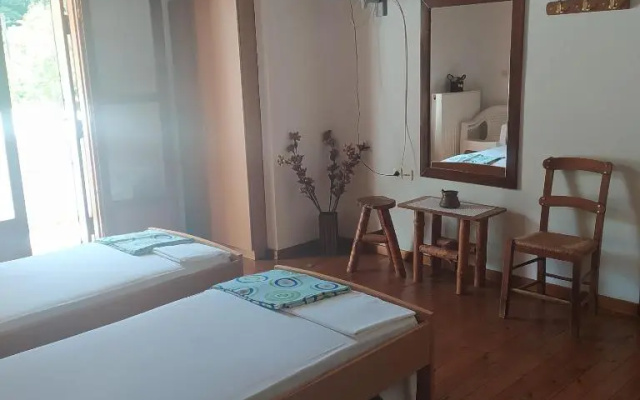 Therisso Rooms