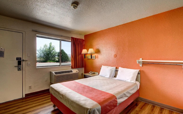 Park Inn by Radisson, Wells
