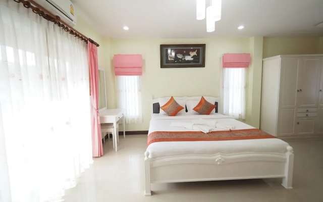 Lana Pool Villa