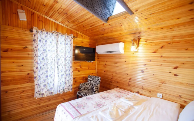 Ağva Tias Shelale Otel