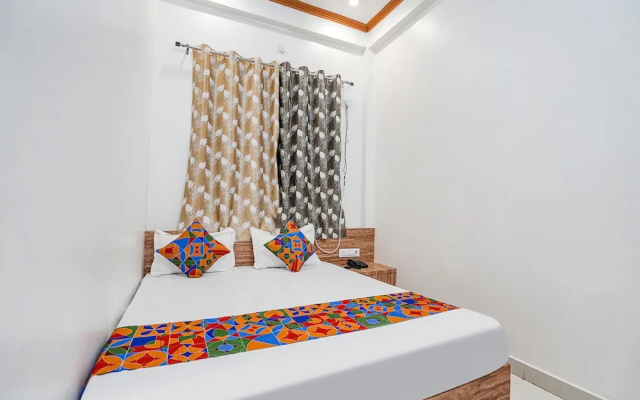 Fabhotel Shree Mahidev Palace