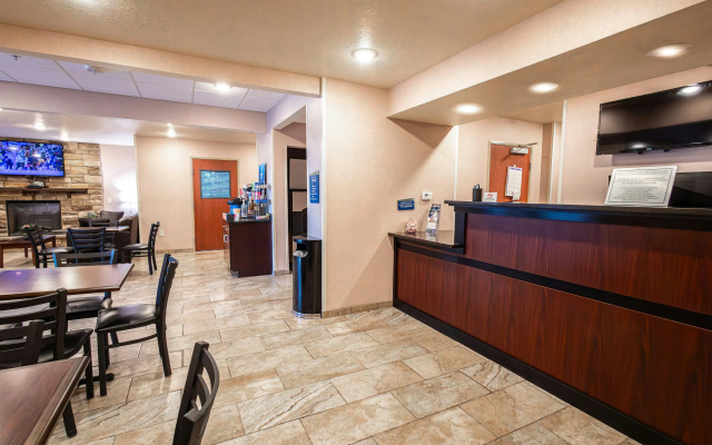 Cobblestone Inn & Suites – Big Lake