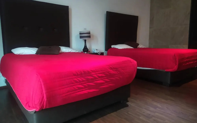 Hotel Reco Inn