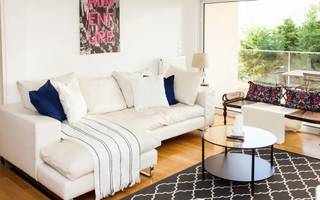 Cozy and Stylish APT 2BR in Rafina