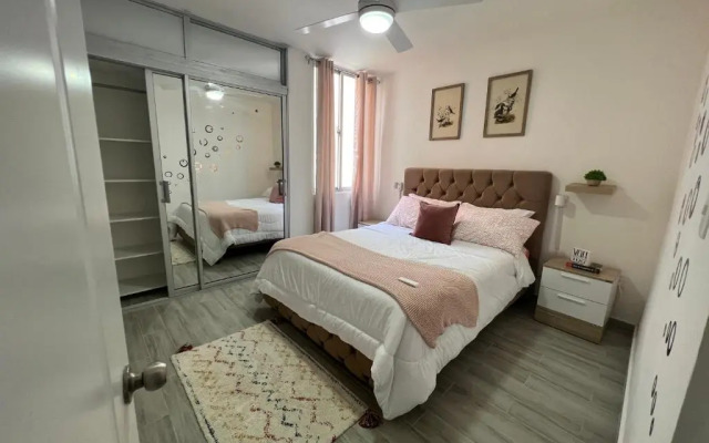Lovely 3 Bedroom Condo Near Downtown And Foodies