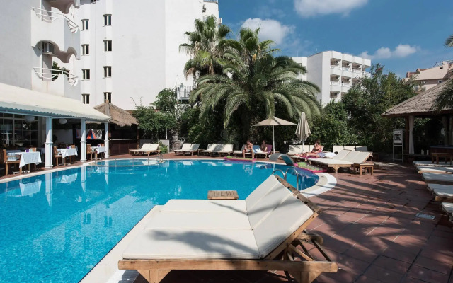 Hawaii Hotel