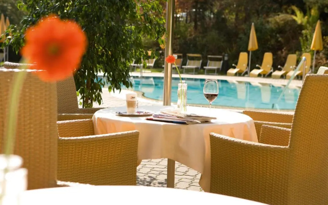 Thermenhotel Stoiser