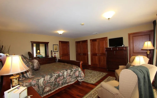 Stone Edge Estate Bed & Breakfast