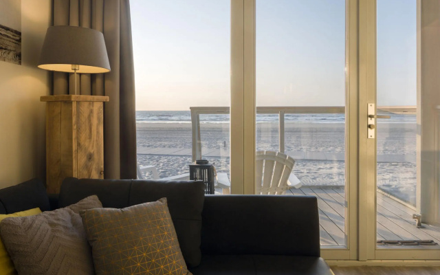 Beach House in a Dream Location on the Beach