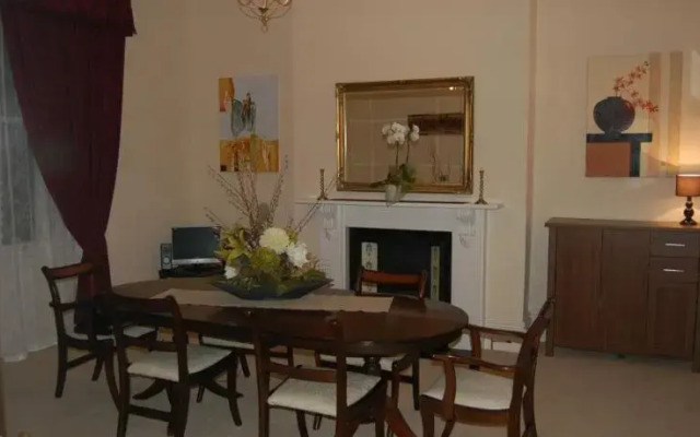 Bentons Guest House