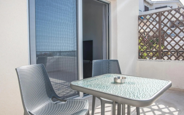 Lovely one bedroom apartment with nice view