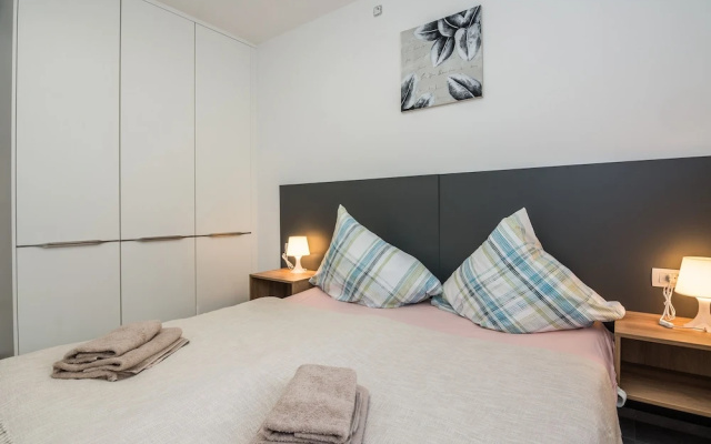 Apartment Spanic 1