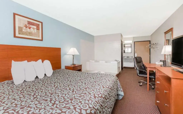 Days Inn Ankeny - Des Moines