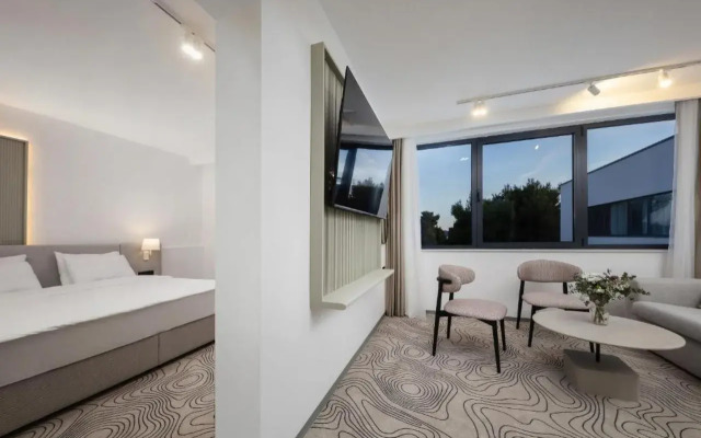 Seesea Hotel