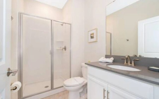 Gorgeous Storey Lake 4BR