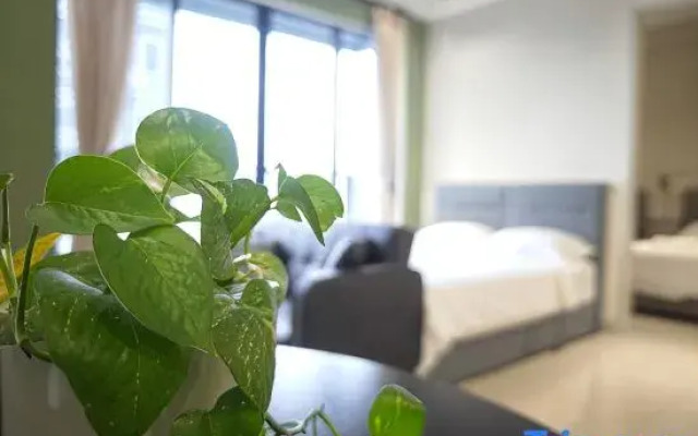 TRION The 108 Family Suite Pool & City view