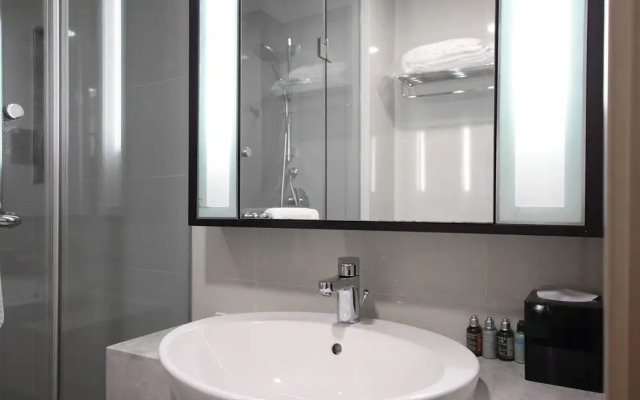Tyms 1BR APT  Huijing Garden