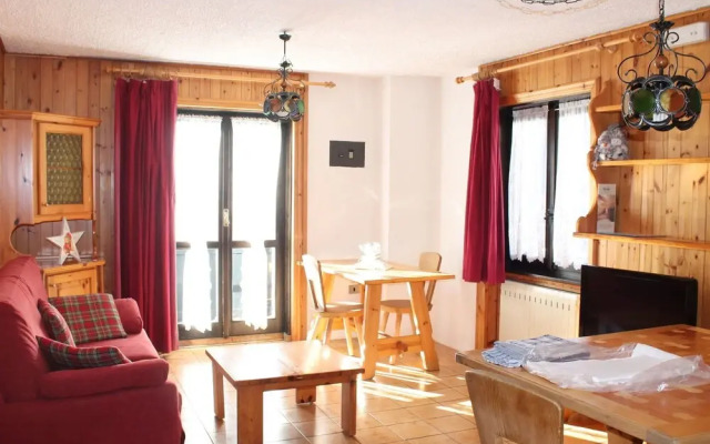 Quite House near Ski Slopes & Hiking Trails