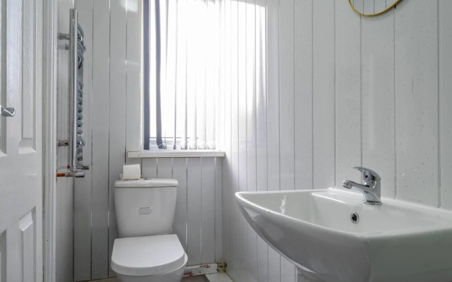 Self Contained 1-bed Studio5 in Coventry