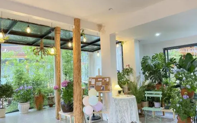 Shiyue Guesthouse