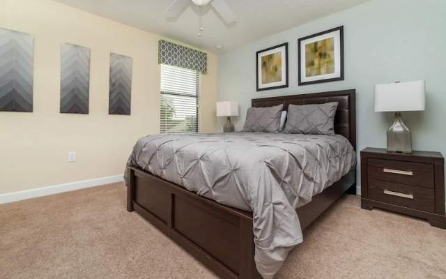 1506 Moon Valley Drive