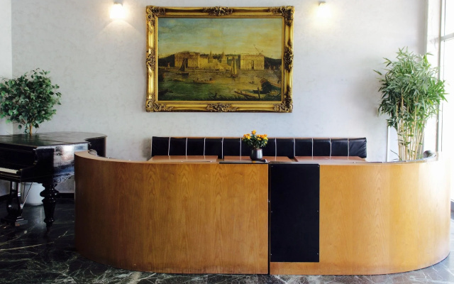 Hotel Plaza