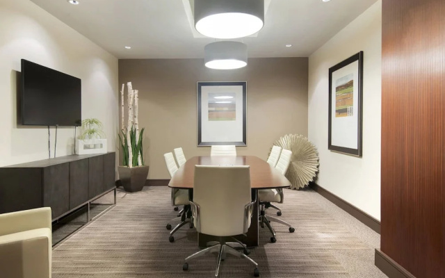 Seaport Luxe Condos by Barsala