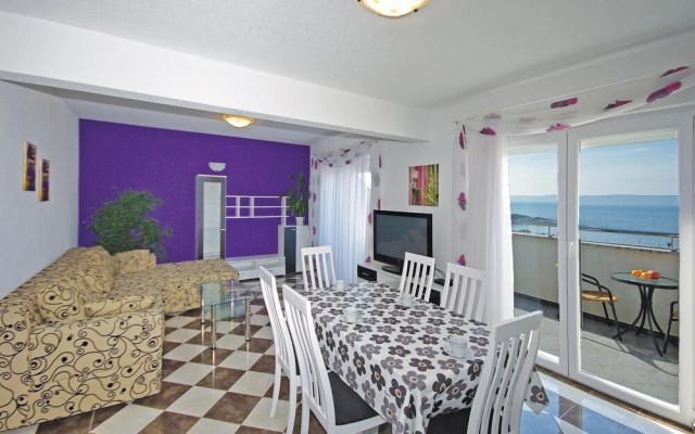 Beautiful Home in Makarska With Wifi and 2 Bedrooms