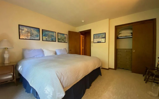 Hemlock Ridge 2B by Killington Vacation Rentals