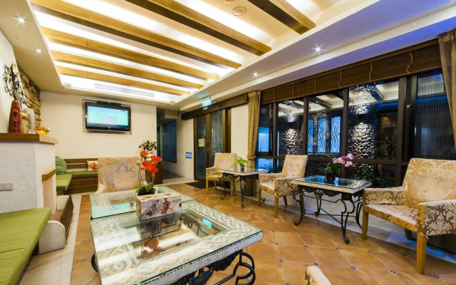 Meifon Hostel