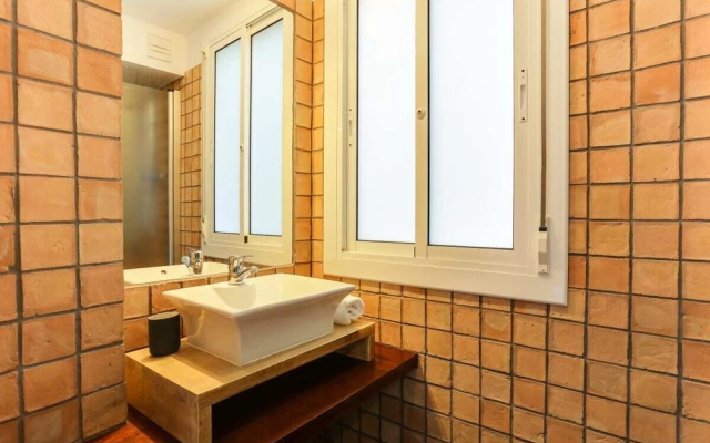 Beautiful Cosy 1 Bed Close to BCN