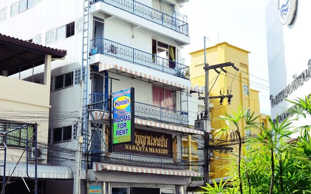 Отель Naranya Mansion Паттайя вид на фасад