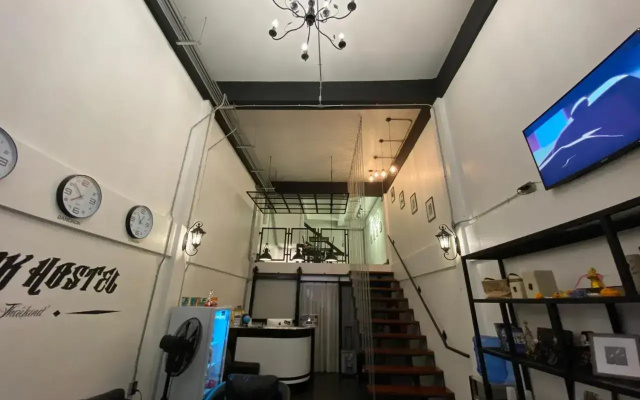 Bus Station 1 Hostel