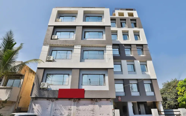 Oyo 23669 Nova Hotel New Crossroad