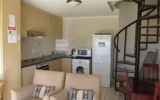 Point Village Accommodation - Santos 5