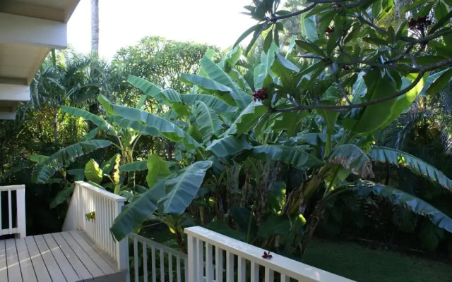 Waimea Point Oceanfront House - (with Air Conditioning)