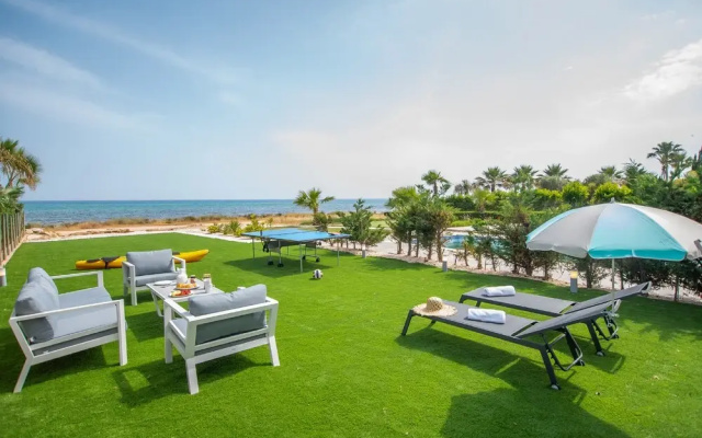 Sea front Villa Dagi - Gorgona Complex
