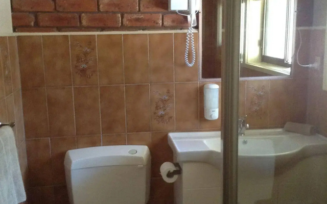Melton Motor Inn & Apartments